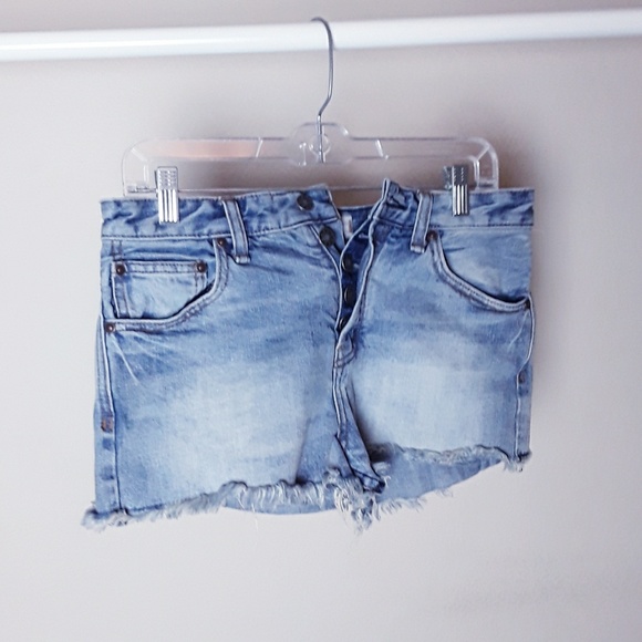 Free People  shorts... - Picture 8 of 8